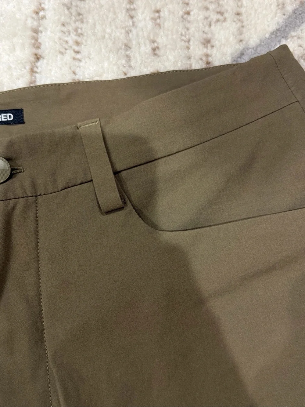 Sun Day Red Tiger Woods Jupiter 5 Pocket Golf Pants Men’s Size 32 Bronze